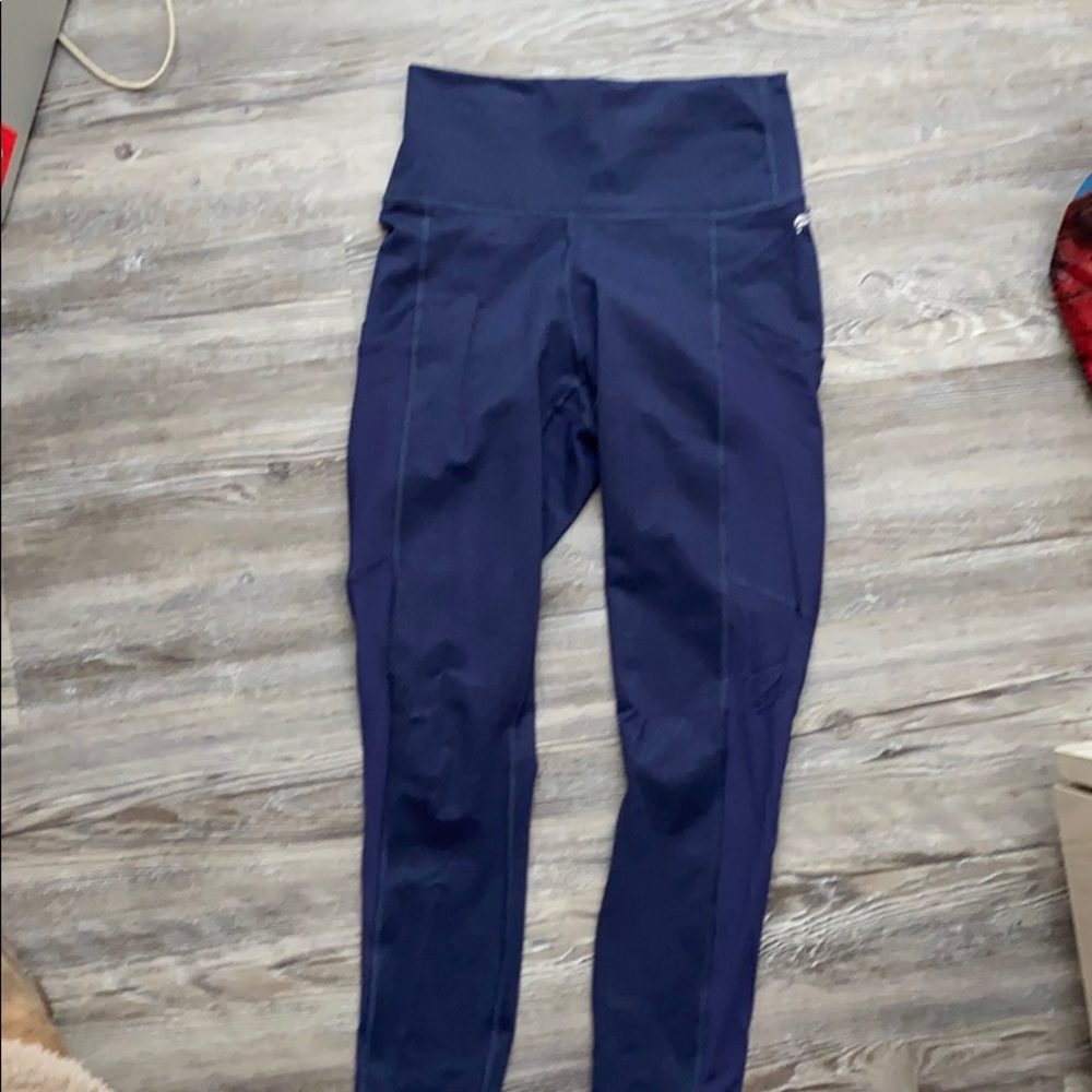Fabletics cropped mesh legging
